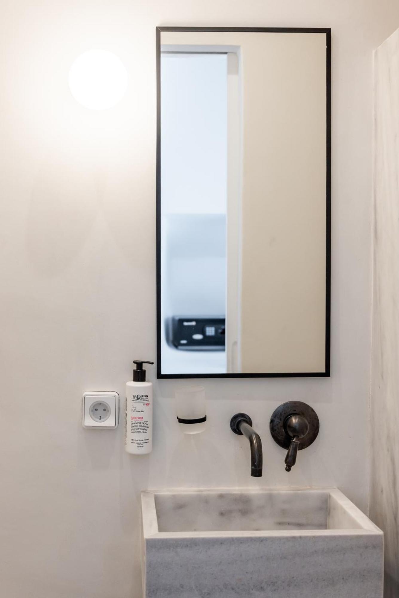 Aniko Suites White Alley Mykonos Town 외부 사진